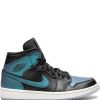 Frau Jordan | Jordan Air Jordan 1 Mid „Iridescent" Sneakers Farfetch